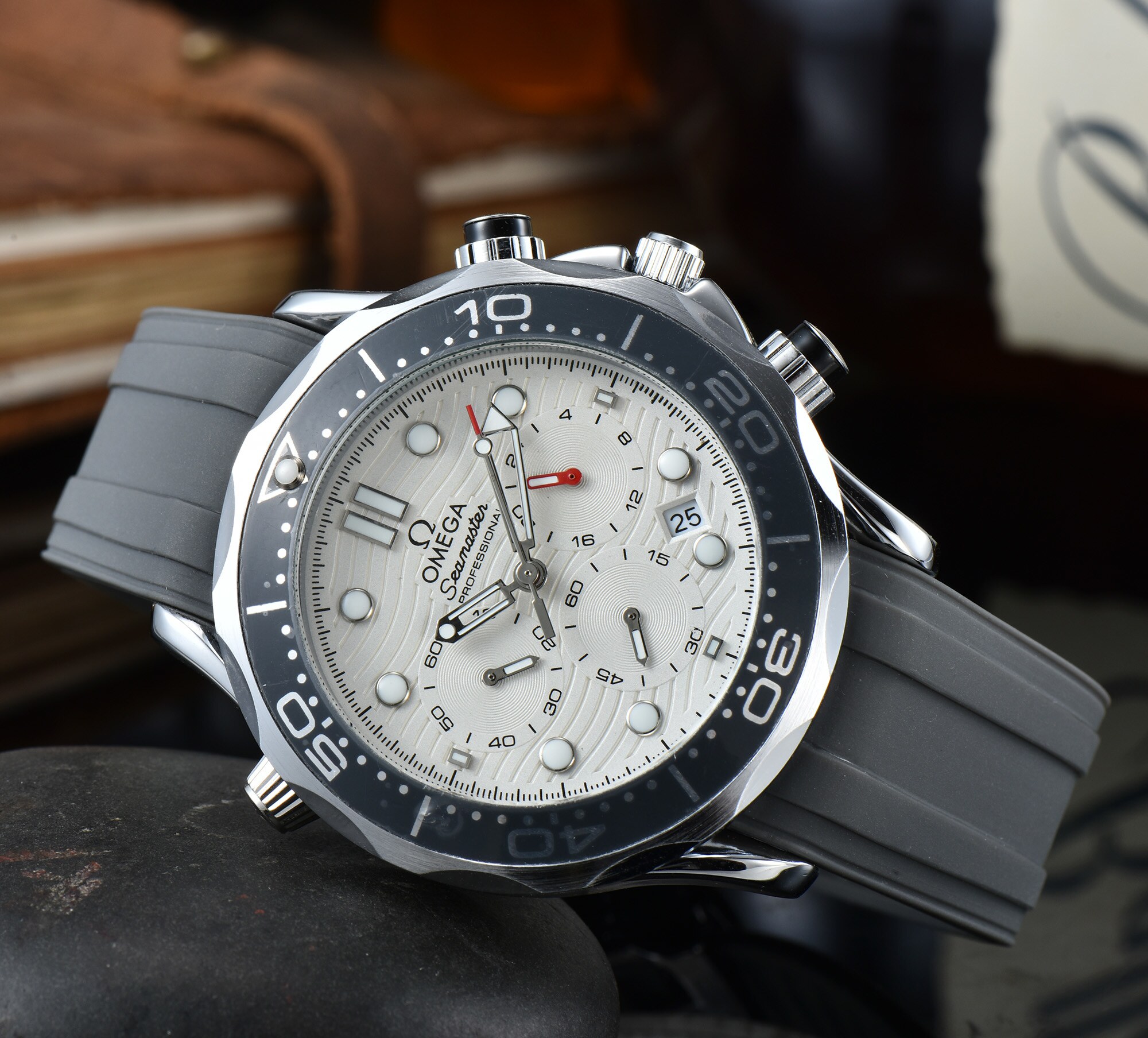 OMEGA - 187 - Image 10