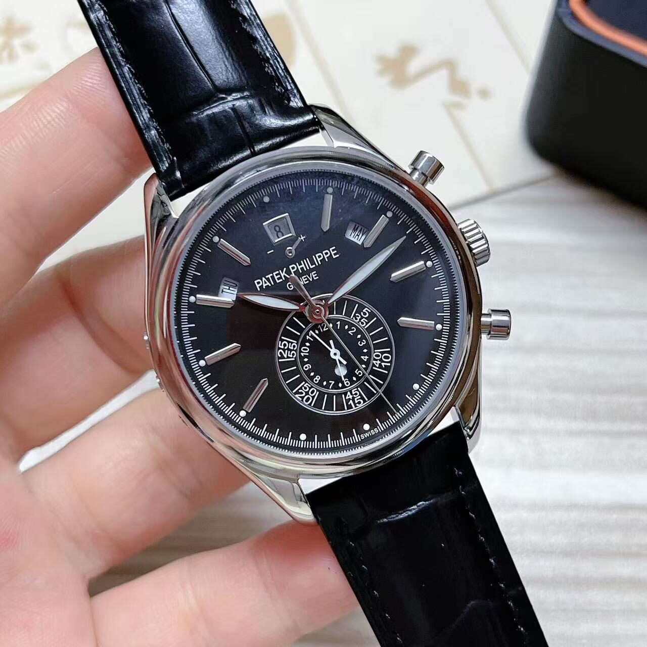 PATEK PHILIPPE - 124 - Image 18