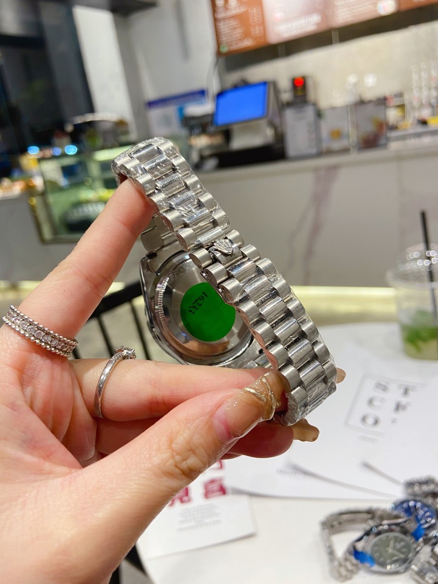 ROLEX – 160 - Image 8