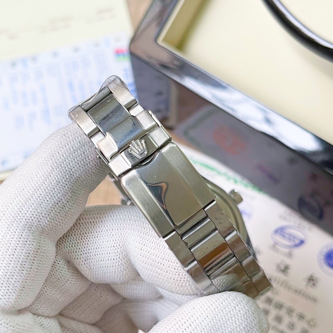 ROLEX – 194 - Image 41